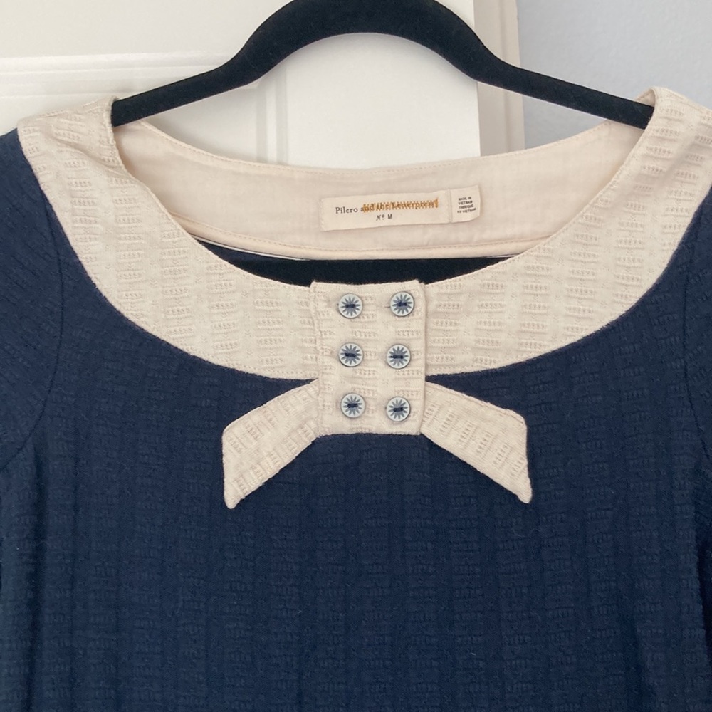 Anthropologie top Pilcro navy and off white 3/4 sleeve very retro inspired NWOT - Picture 2 of 8